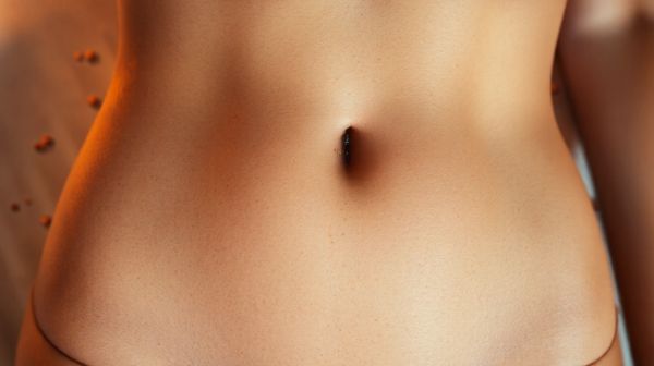 Optimisez votre look : épilation laser pour le maillot et trapèze